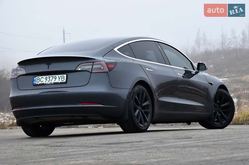 Седан Tesla Model 3 2018 в Дрогобичі фото 7 Седан Tesla Model 3 2018 в Дрогобичі