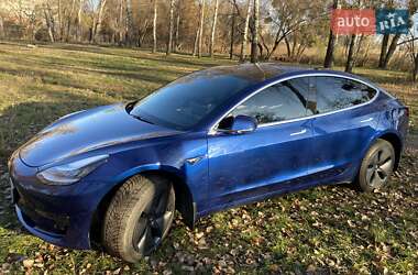 Седан Tesla Model 3 2019 в Виннице