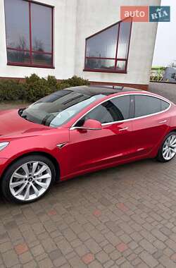 Седан Tesla Model 3 2018 в Луцке