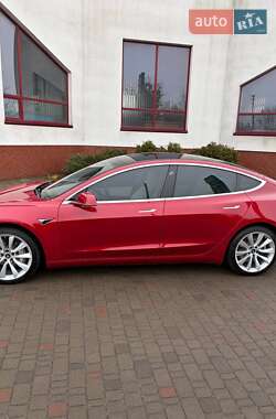 Седан Tesla Model 3 2018 в Луцке