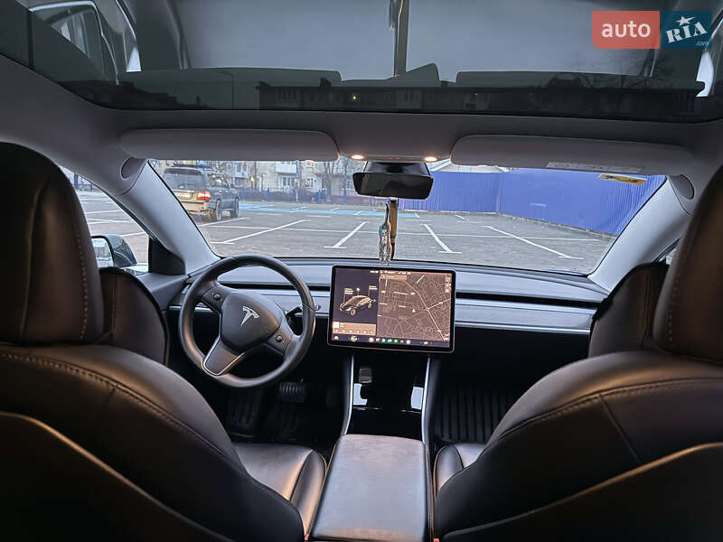 Седан Tesla Model 3 2019 в Калуші фото 13 Седан Tesla Model 3 2019 в Калуші