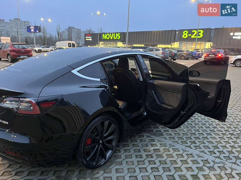 Седан Tesla Model 3 2019 в Киеве фото 8 Седан Tesla Model 3 2019 в Киеве