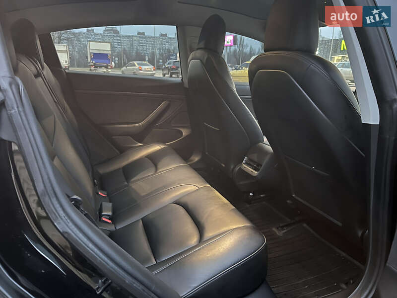 Седан Tesla Model 3 2019 в Киеве фото 80 Седан Tesla Model 3 2019 в Киеве