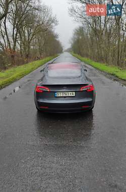 Седан Tesla Model 3 2018 в Одессе