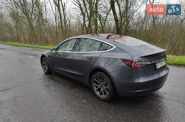 Седан Tesla Model 3 2018 в Одессе