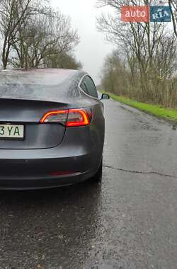 Седан Tesla Model 3 2018 в Одессе