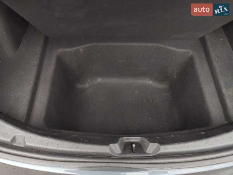 Седан Tesla Model 3 2018 в Одессе