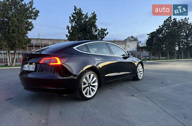 Седан Tesla Model 3 2019 в Измаиле
