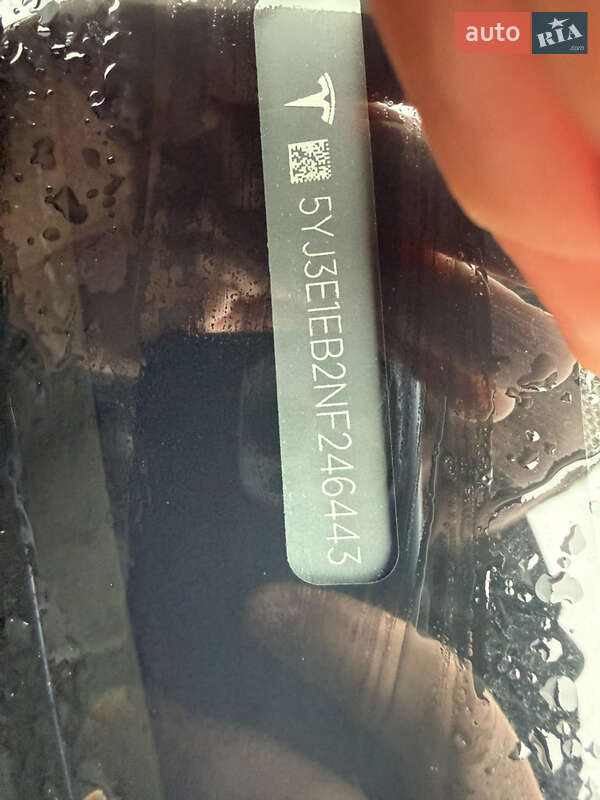 Седан Tesla Model 3 2022 в Стрию