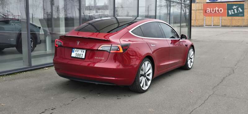 Седан Tesla Model 3 2018 в Харькове