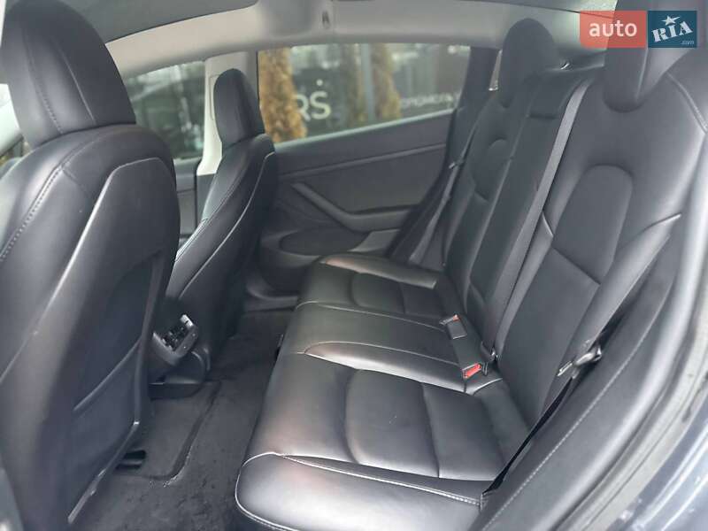 Седан Tesla Model 3 2022 в Киеве фото 23 Седан Tesla Model 3 2022 в Киеве
