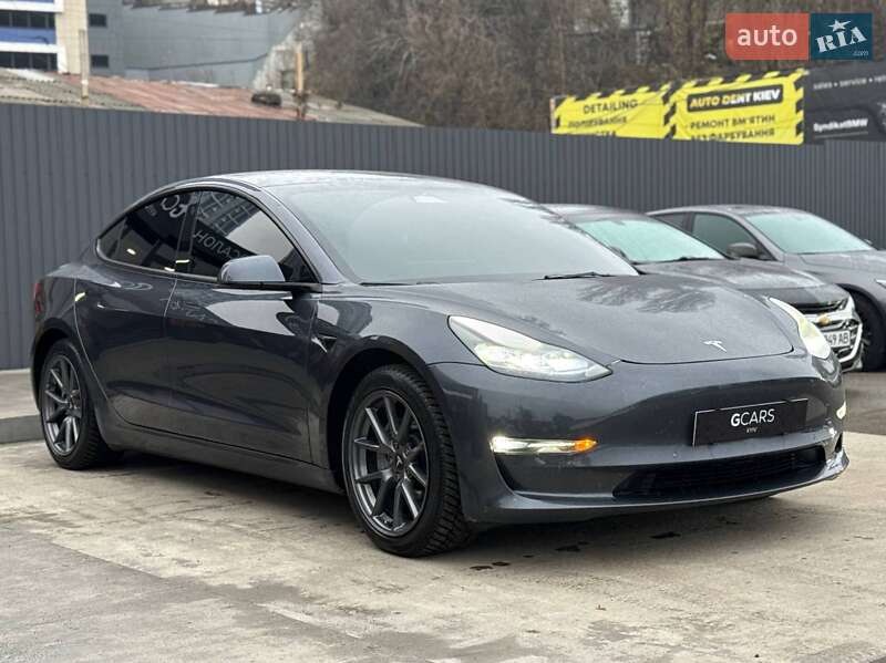 Седан Tesla Model 3 2022 в Киеве фото 3 Седан Tesla Model 3 2022 в Киеве