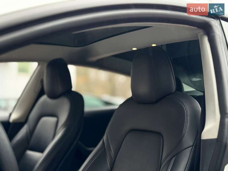 Седан Tesla Model 3 2022 в Киеве фото 14 Седан Tesla Model 3 2022 в Киеве