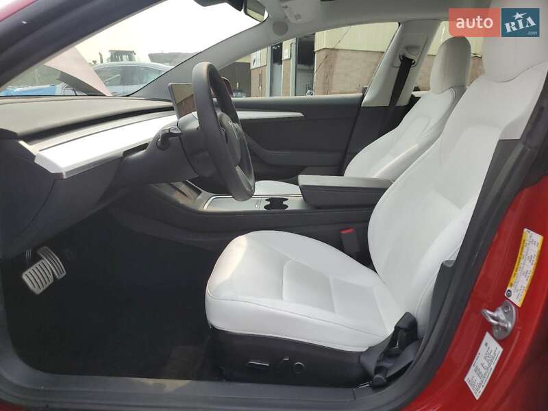 Седан Tesla Model 3 2023 в Киеве фото 2 Седан Tesla Model 3 2023 в Киеве