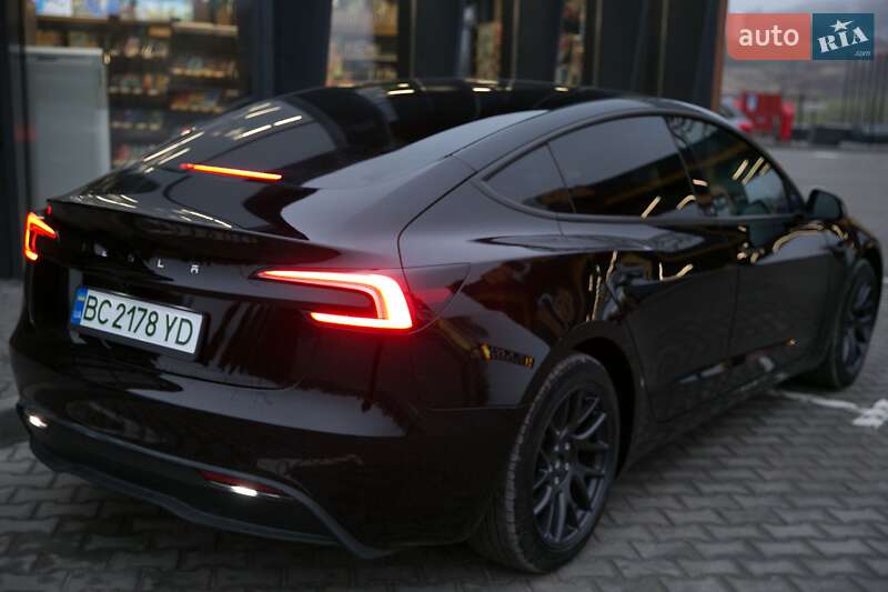 Седан Tesla Model 3 2024 в Львове фото 5 Седан Tesla Model 3 2024 в Львове