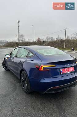 Седан Tesla Model 3 2025 в Полтаве