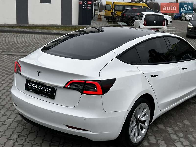 Седан Tesla Model 3 2022 в Львове фото 15 Седан Tesla Model 3 2022 в Львове