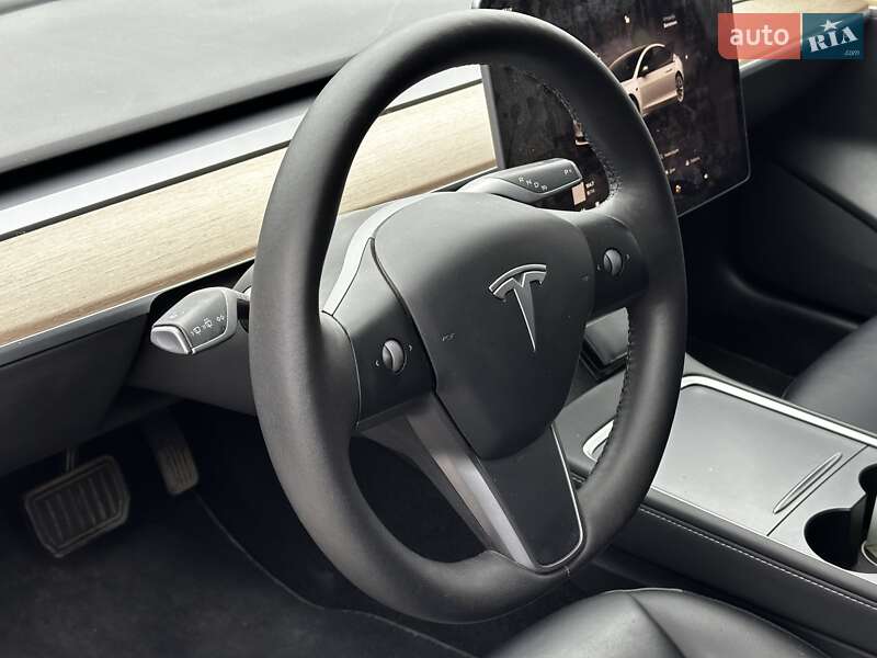 Седан Tesla Model 3 2022 в Львове фото 25 Седан Tesla Model 3 2022 в Львове
