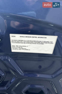 Седан Tesla Model 3 2022 в Днепре