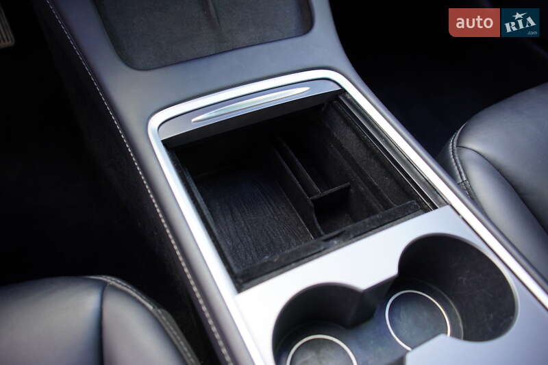 Седан Tesla Model 3 2022 в Житомирі фото 25 Седан Tesla Model 3 2022 в Житомирі