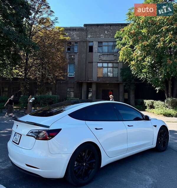 Седан Tesla Model 3 2019 в Тернополе