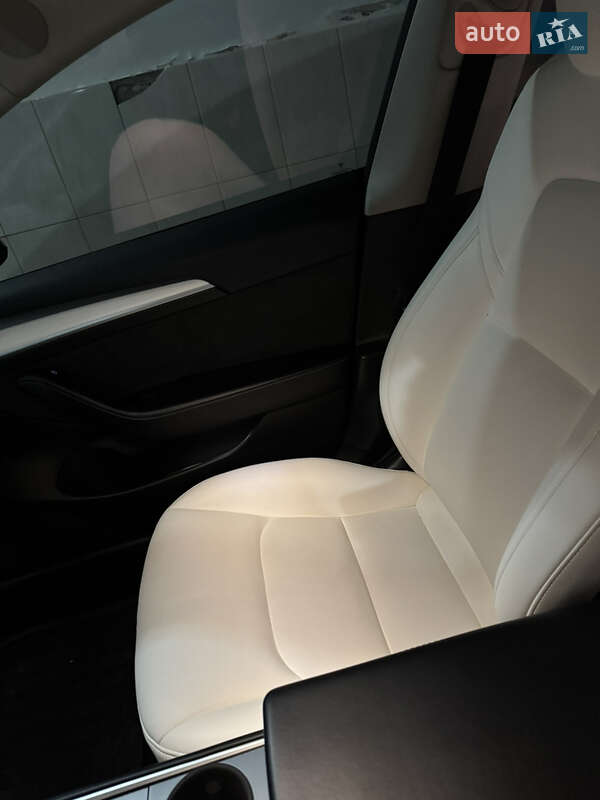 Седан Tesla Model 3 2022 в Ровно фото 7 Седан Tesla Model 3 2022 в Ровно
