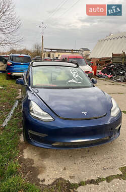 Седан Tesla Model 3 2020 в Стрые