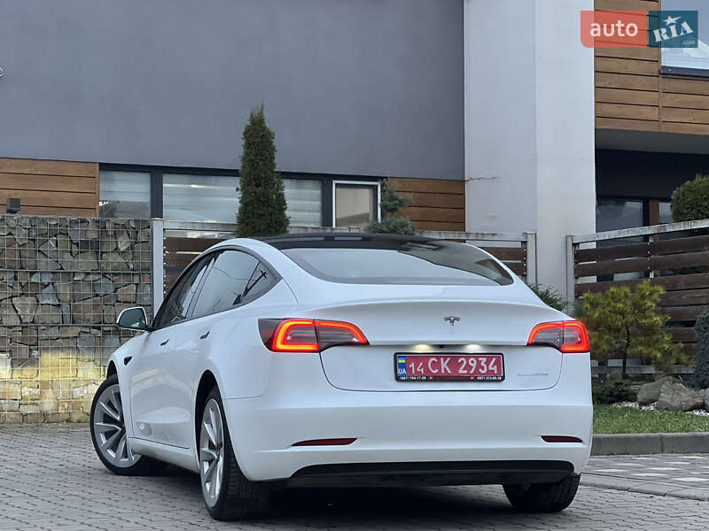 Седан Tesla Model 3 2022 в Львове фото 5 Седан Tesla Model 3 2022 в Львове