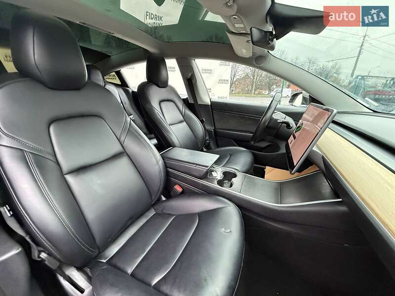 Седан Tesla Model 3 2018 в Луцке фото 23 Седан Tesla Model 3 2018 в Луцке