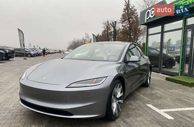 Седан Tesla Model 3 2024 в Киеве