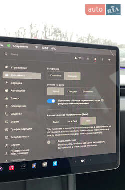 Седан Tesla Model 3 2024 в Киеве