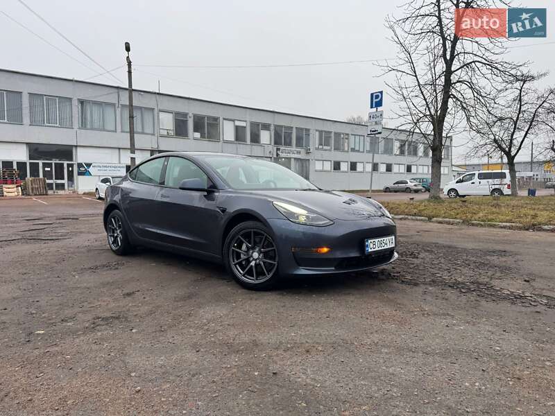 Седан Tesla Model 3 2023 в Чернигове фото 5 Седан Tesla Model 3 2023 в Чернигове