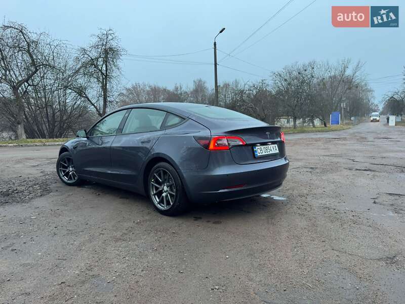 Седан Tesla Model 3 2023 в Чернигове фото 23 Седан Tesla Model 3 2023 в Чернигове