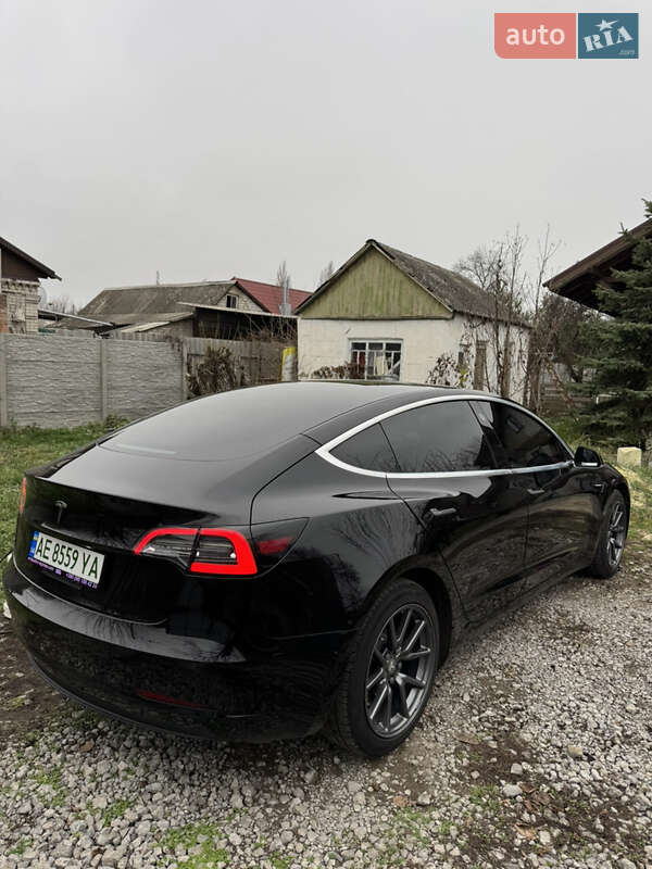 Седан Tesla Model 3 2020 в Днепре фото 3 Седан Tesla Model 3 2020 в Днепре