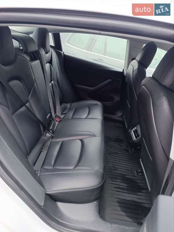 Седан Tesla Model 3 2020 в Ровно фото 12 Седан Tesla Model 3 2020 в Ровно