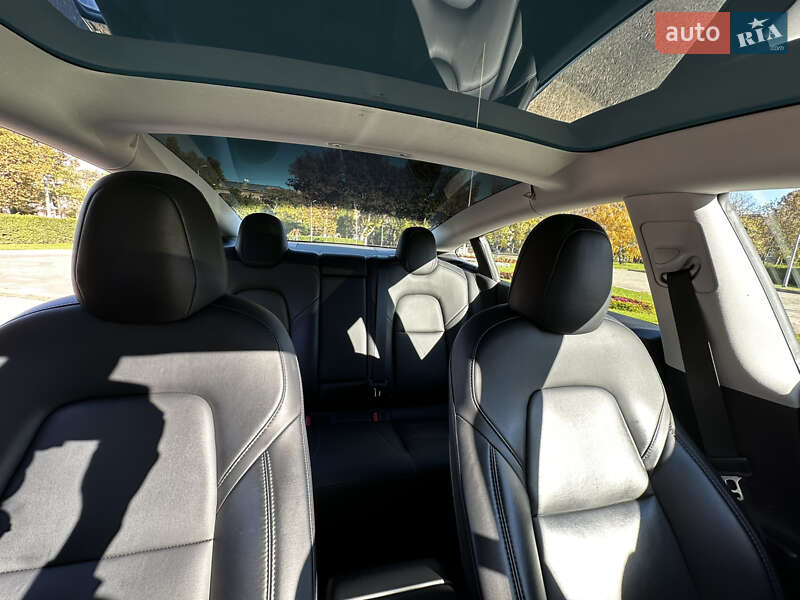 Седан Tesla Model 3 2020 в Киеве фото 8 Седан Tesla Model 3 2020 в Киеве