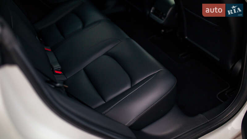 Седан Tesla Model 3 2022 в Черновцах фото 28 Седан Tesla Model 3 2022 в Черновцах