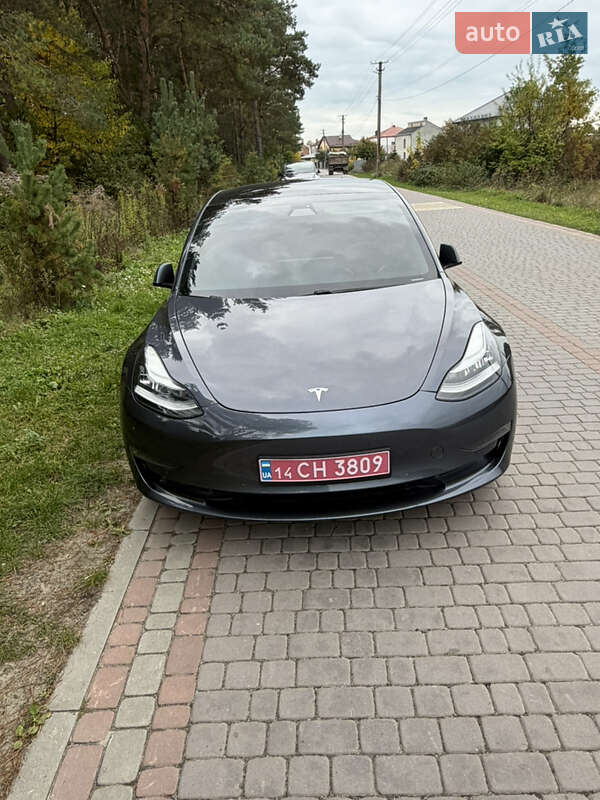 Седан Tesla Model 3 2021 в Львове фото 3 Седан Tesla Model 3 2021 в Львове