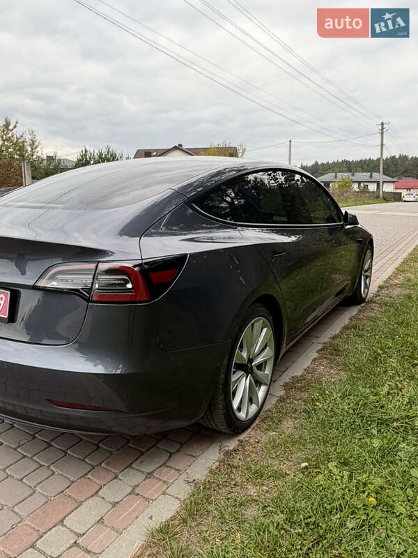 Седан Tesla Model 3 2021 в Львове фото 8 Седан Tesla Model 3 2021 в Львове