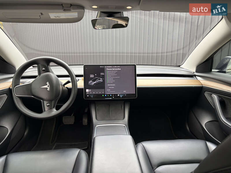 Седан Tesla Model 3 2021 в Львове фото 13 Седан Tesla Model 3 2021 в Львове