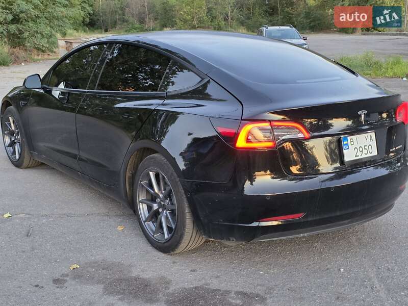 Седан Tesla Model 3 2022 в Киеве фото 6 Седан Tesla Model 3 2022 в Киеве