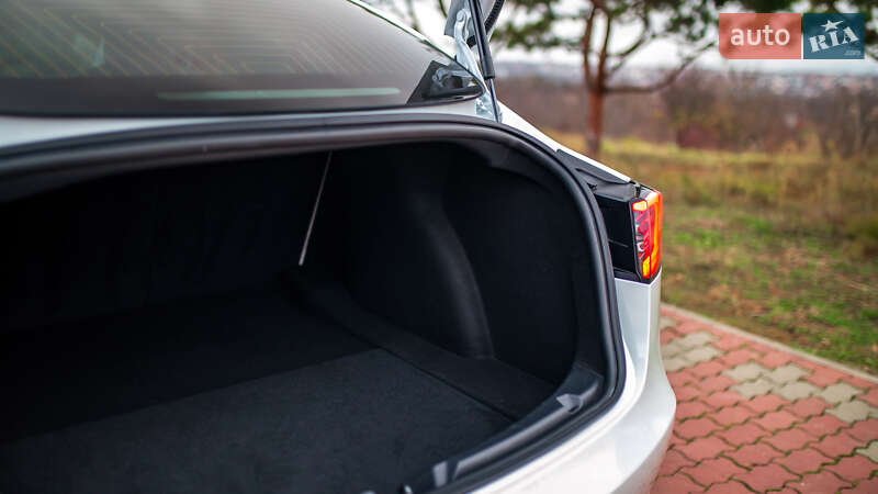 Седан Tesla Model 3 2019 в Черновцах фото 24 Седан Tesla Model 3 2019 в Черновцах