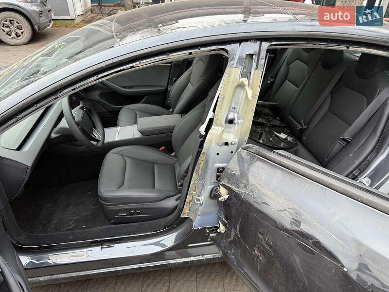 Седан Tesla Model 3 2025 в Тернополе фото 6 Седан Tesla Model 3 2025 в Тернополе