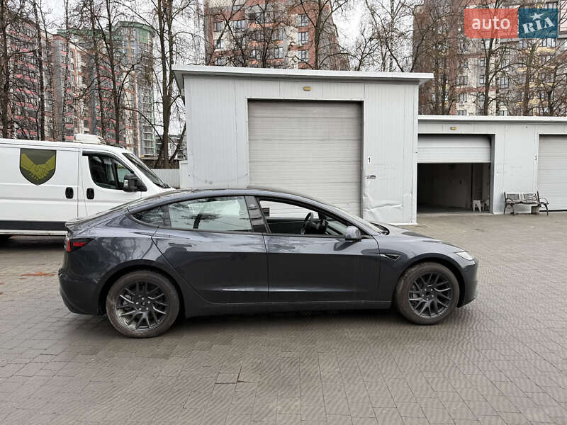 Седан Tesla Model 3 2025 в Тернополе фото 11 Седан Tesla Model 3 2025 в Тернополе