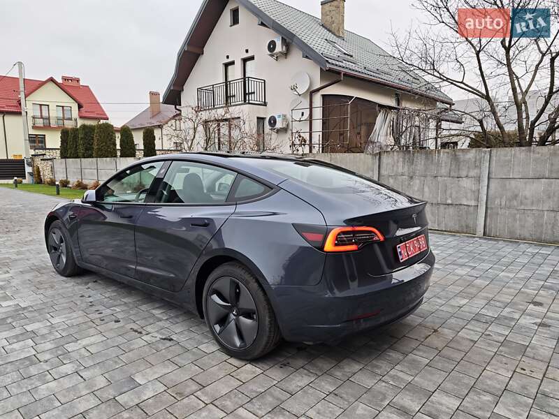 Седан Tesla Model 3 2023 в Львове фото 5 Седан Tesla Model 3 2023 в Львове