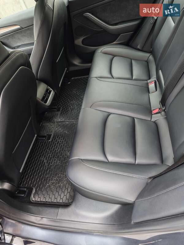 Седан Tesla Model 3 2023 в Львове фото 22 Седан Tesla Model 3 2023 в Львове