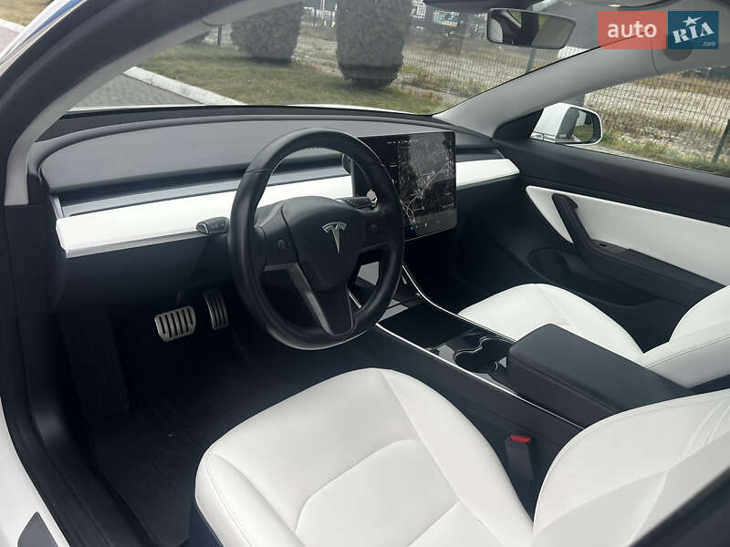 Седан Tesla Model 3 2018 в Львове фото 5 Седан Tesla Model 3 2018 в Львове