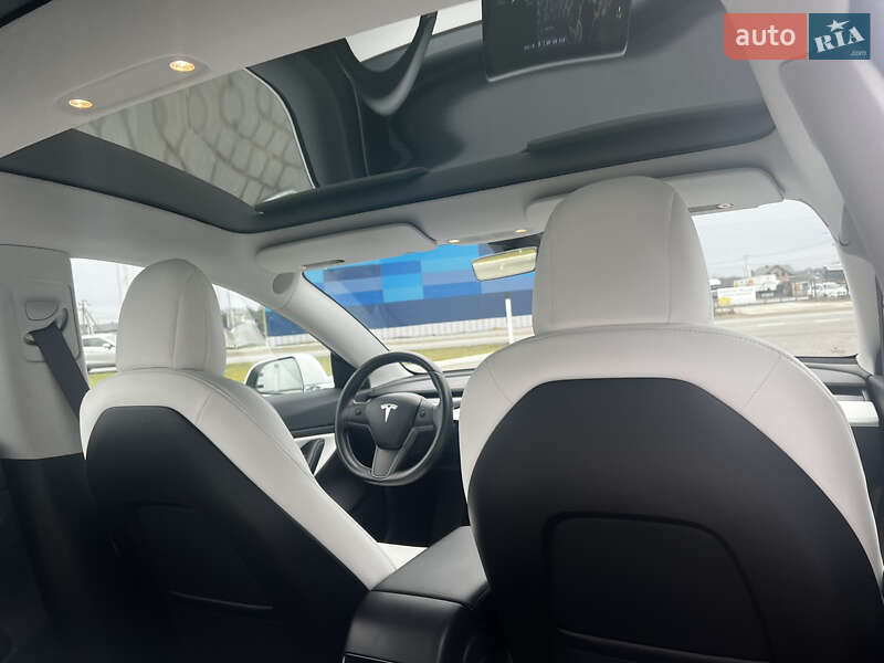 Седан Tesla Model 3 2018 в Львове фото 77 Седан Tesla Model 3 2018 в Львове