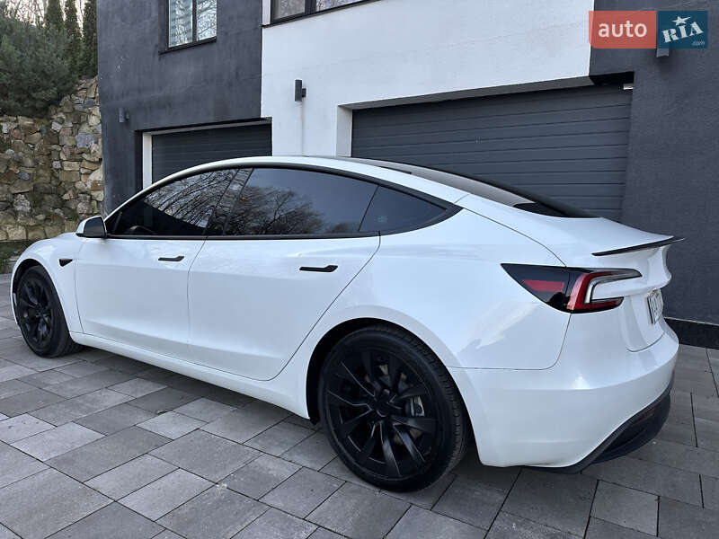 Седан Tesla Model 3 2024 в Киеве фото 13 Седан Tesla Model 3 2024 в Киеве