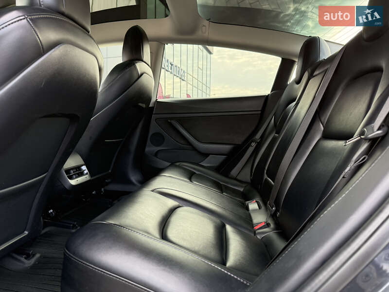Седан Tesla Model 3 2022 в Ровно фото 17 Седан Tesla Model 3 2022 в Ровно